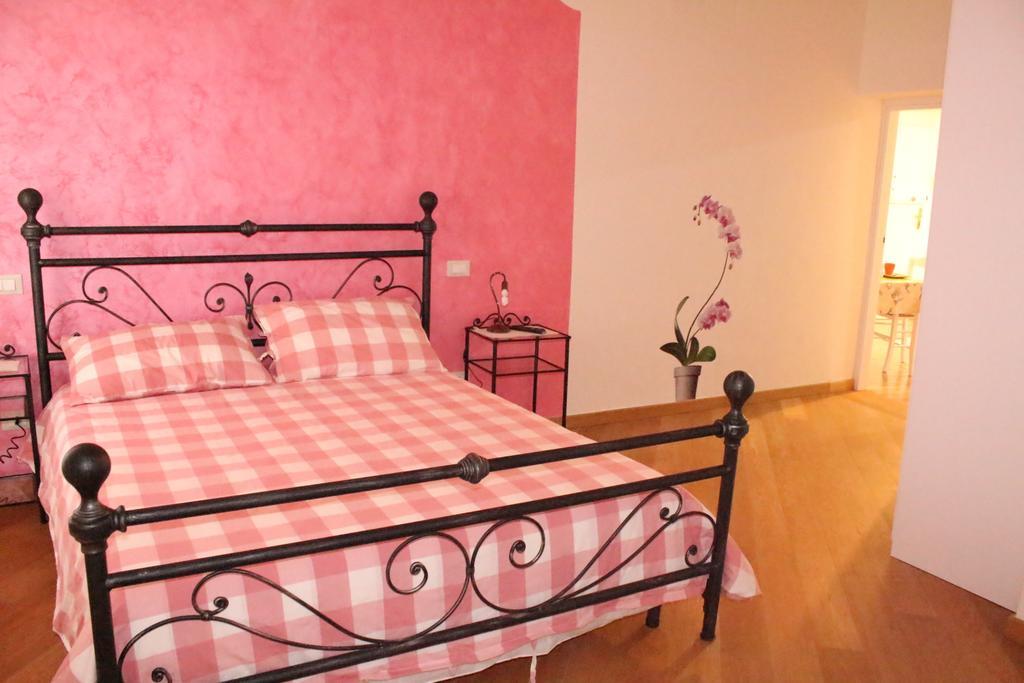 L'Iris B&B Lucca Ruang foto